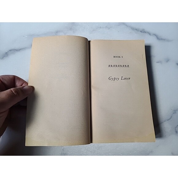 Love Volume VII by Denise Robins Paperback - Picture 5 of 10